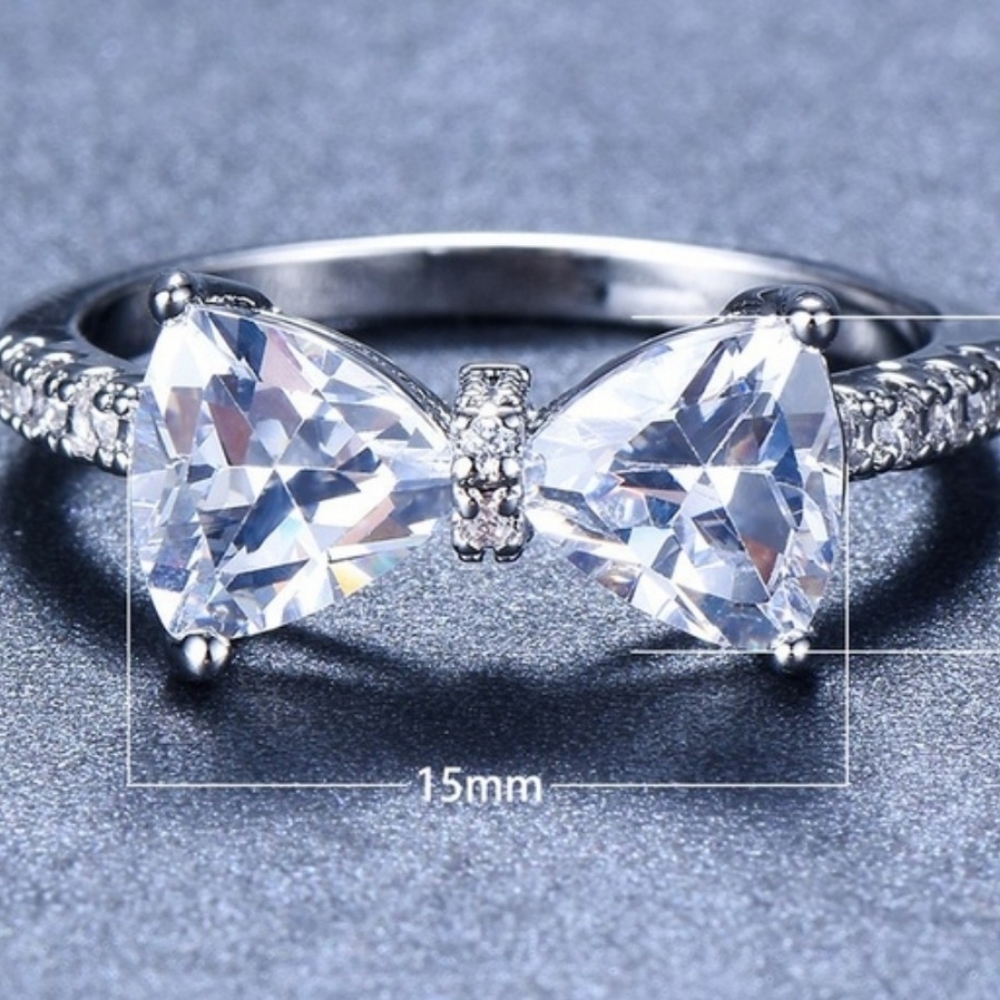 White sapphire 925 sterling silver bow ring size 7 - Picture 3 of 3